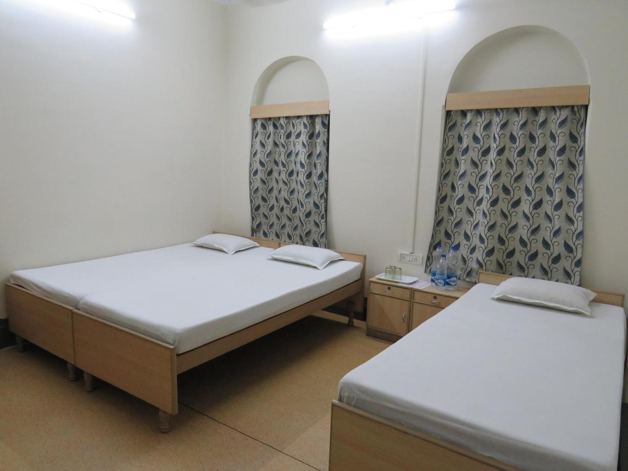 Shaw Guest House Calcutta Extérieur photo