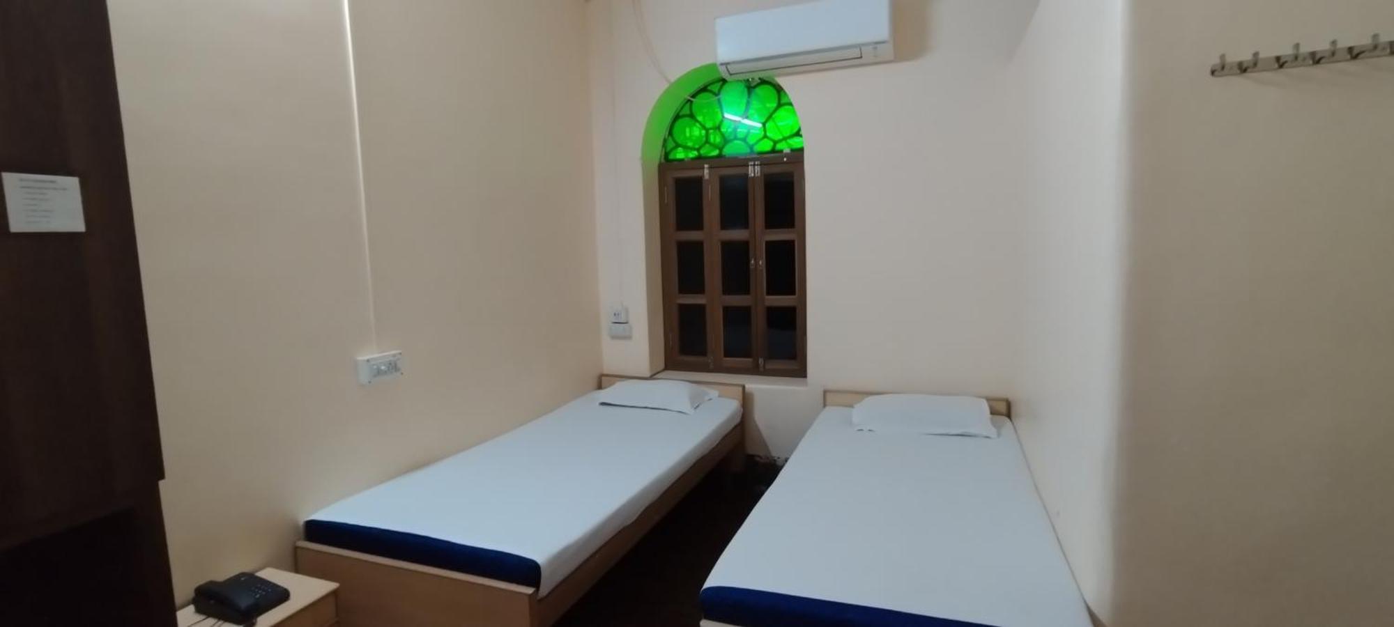 Shaw Guest House Calcutta Extérieur photo