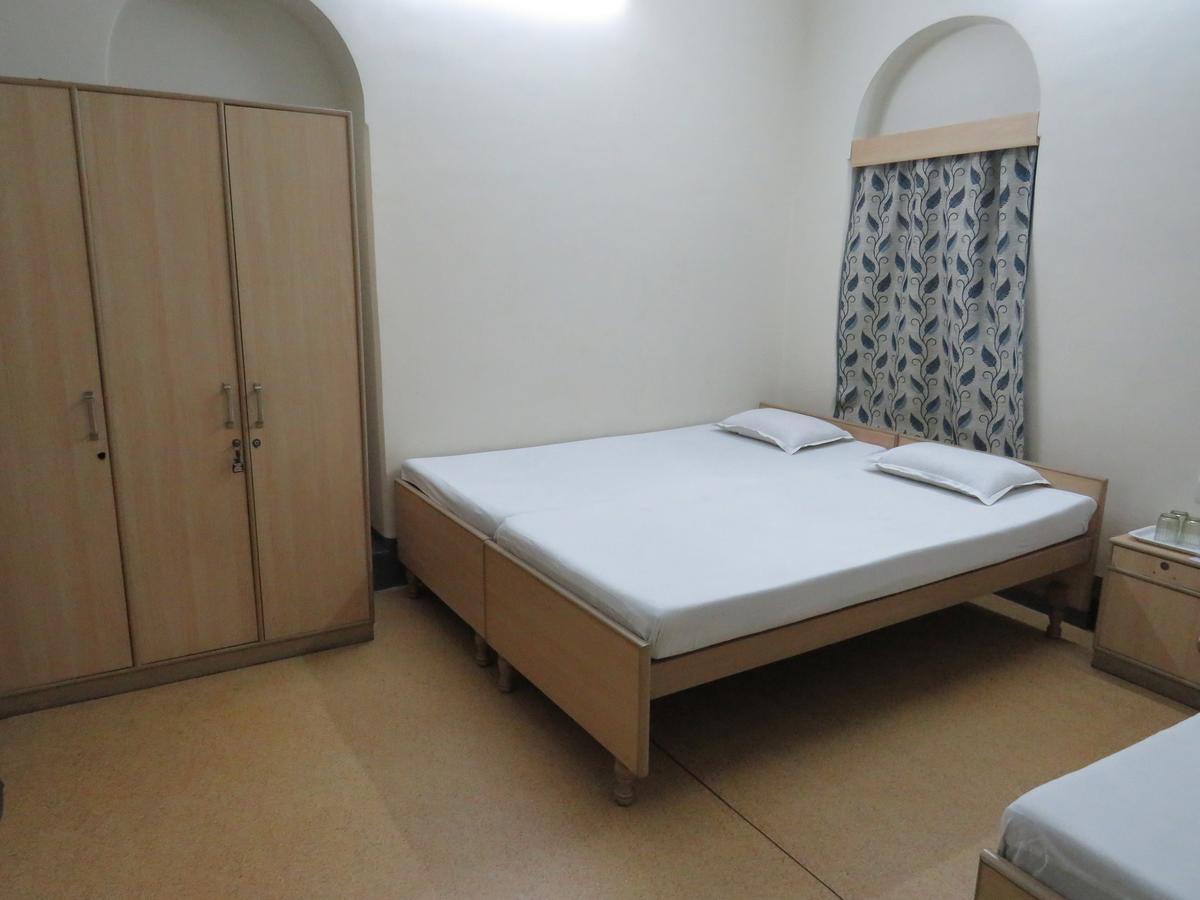 Shaw Guest House Calcutta Extérieur photo