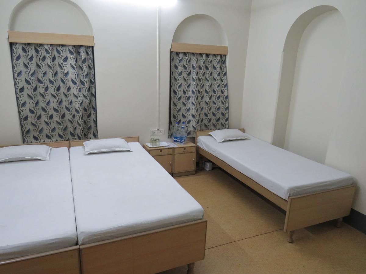 Shaw Guest House Calcutta Extérieur photo