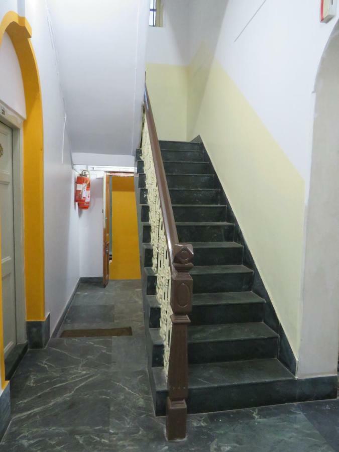Shaw Guest House Calcutta Extérieur photo