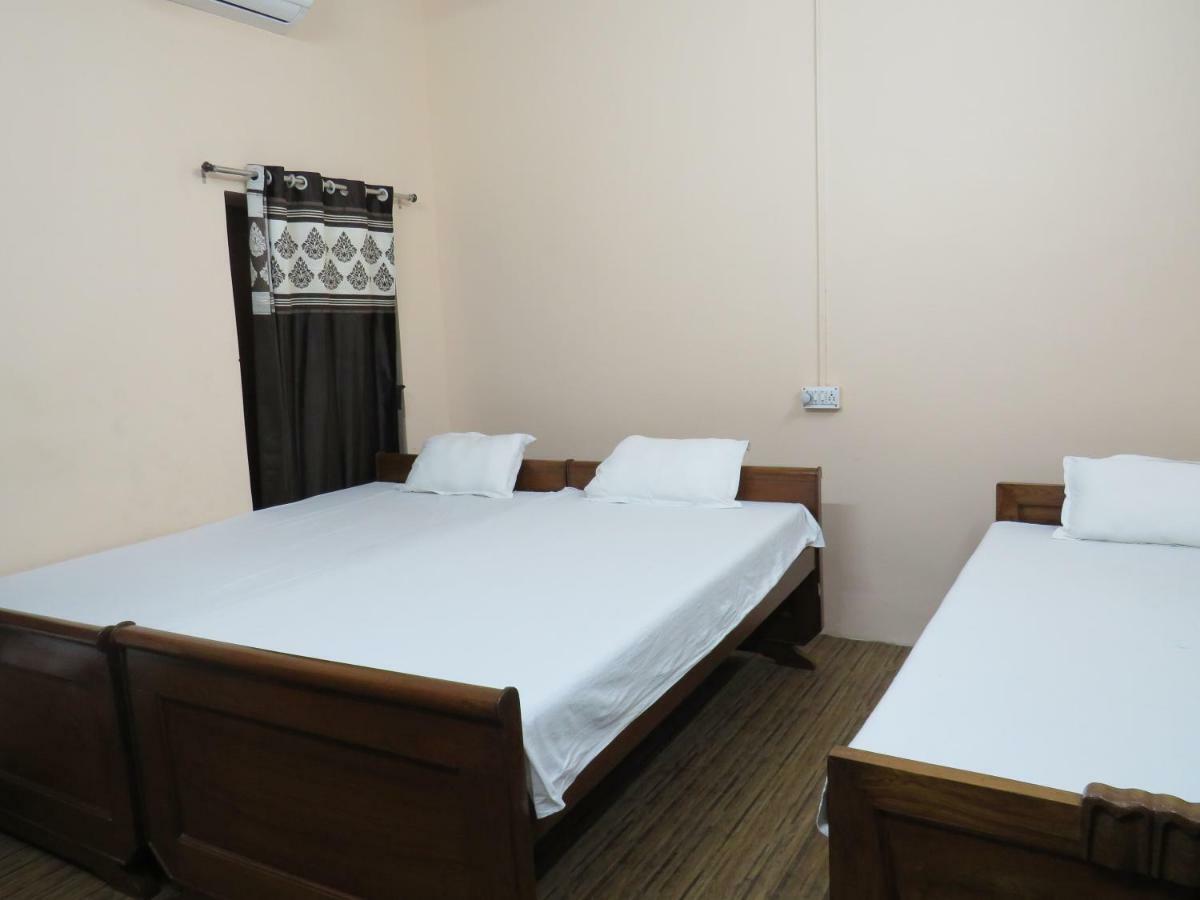 Shaw Guest House Calcutta Extérieur photo